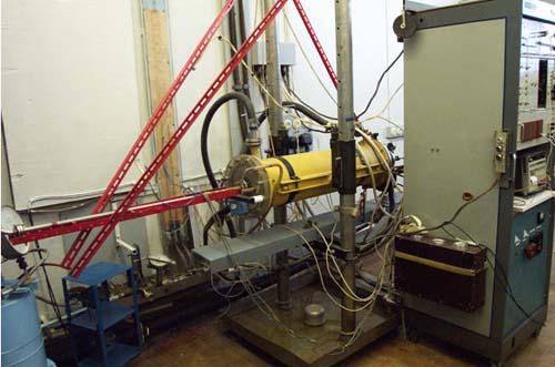 Экспериментальный стенд для исследования гидродинамики и теплообмена жидкометаллического теплоносителя в продольном магнитном поле